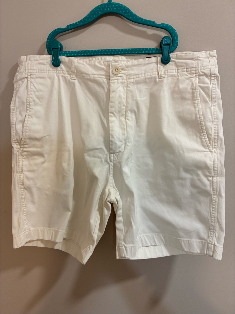 Vineyard Vines Men's White Flat Front Cotton Shorts Size 34
